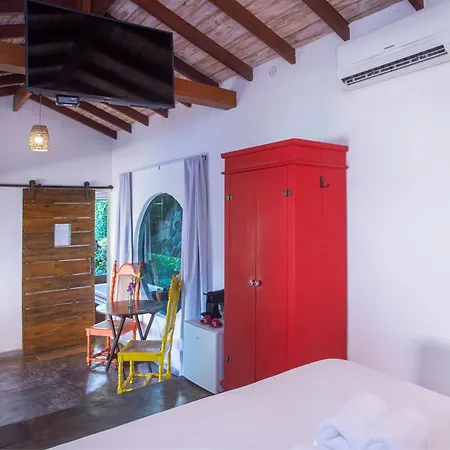 Hotel Vila Kebaya Ilhabela Exterior photo