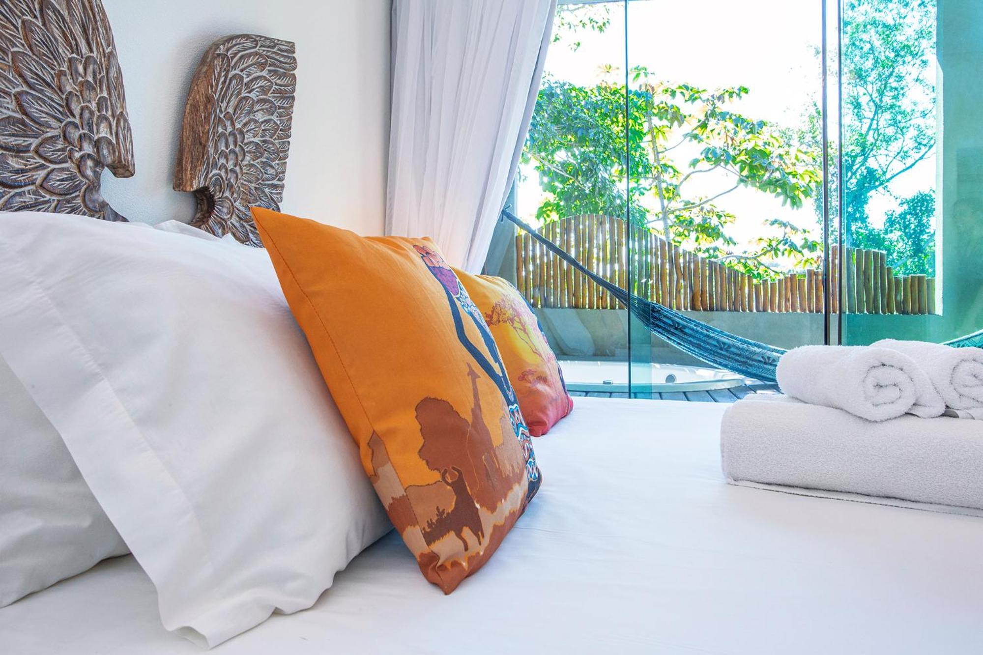Kebaya Hotel Ilhabela