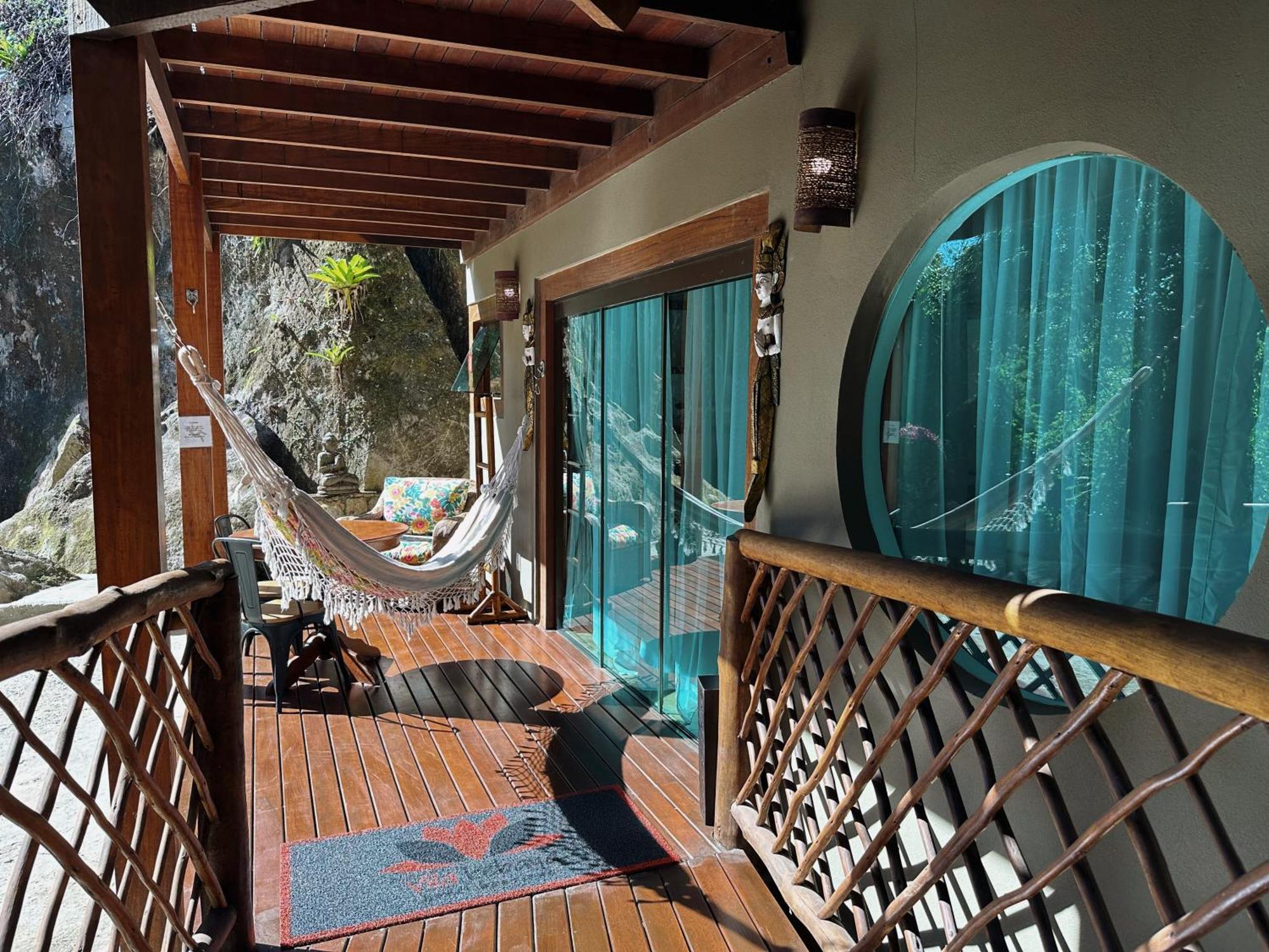 Kebaya Hotel Ilhabela